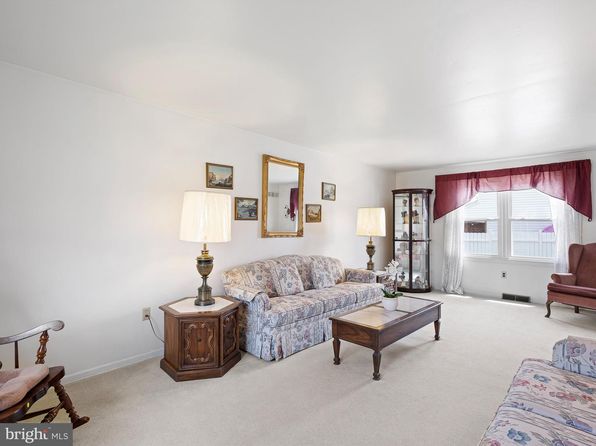 103 Fithian Dr, New Castle, DE 19720
