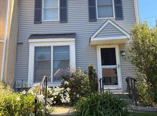 124 Woodhill Rd, Wilmington, DE 19809