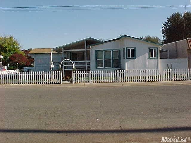 1st image of 100 NE Kristin Dr