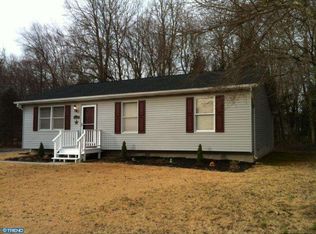 330 Garden Ave, Clayton, NJ 08312