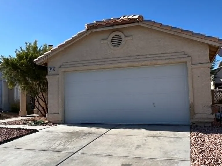 7116 Old Village Ave — Photo 1