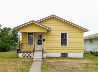 207 W 3rd St, Oakley, KS 67748