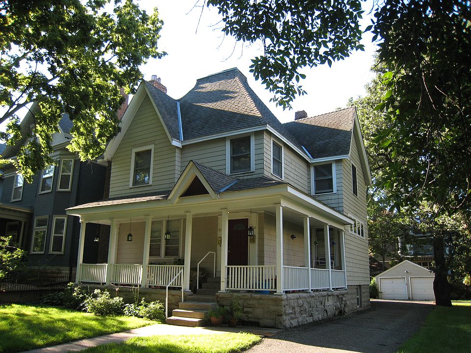 1st image of 512 Portland Ave #1