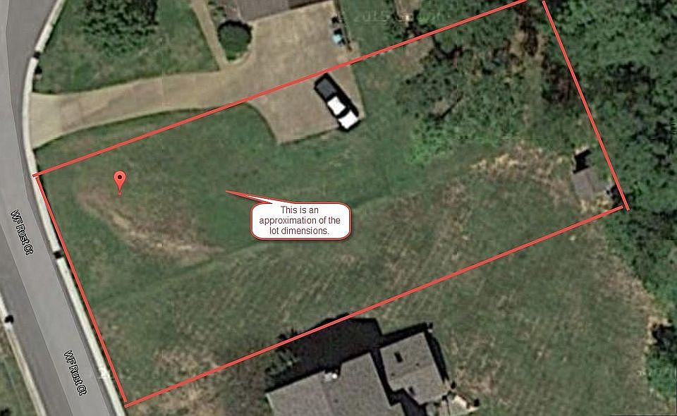 Premium Lot in Neighborhood 