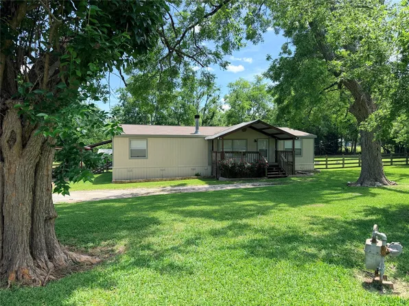 263 Camden Rd, Chester, TX 75936