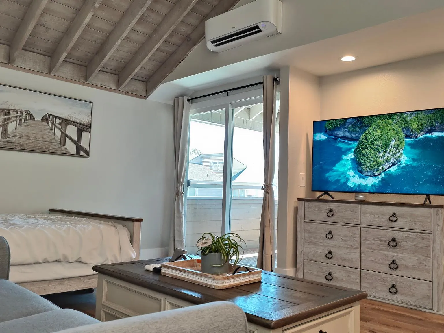 23551 Avenue La Caza — Photo 3