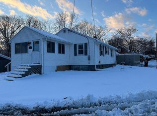 101 Intervale Rd, Cranston, RI 02910