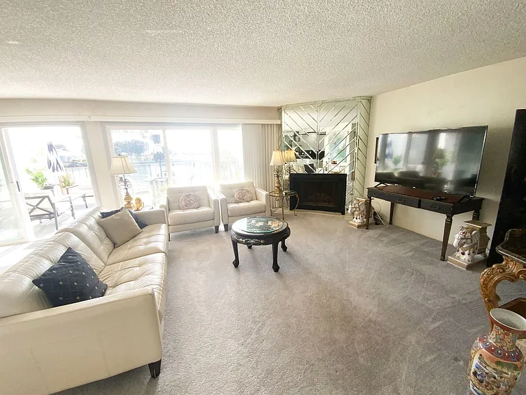 6 Antigua Ct — Photo 8