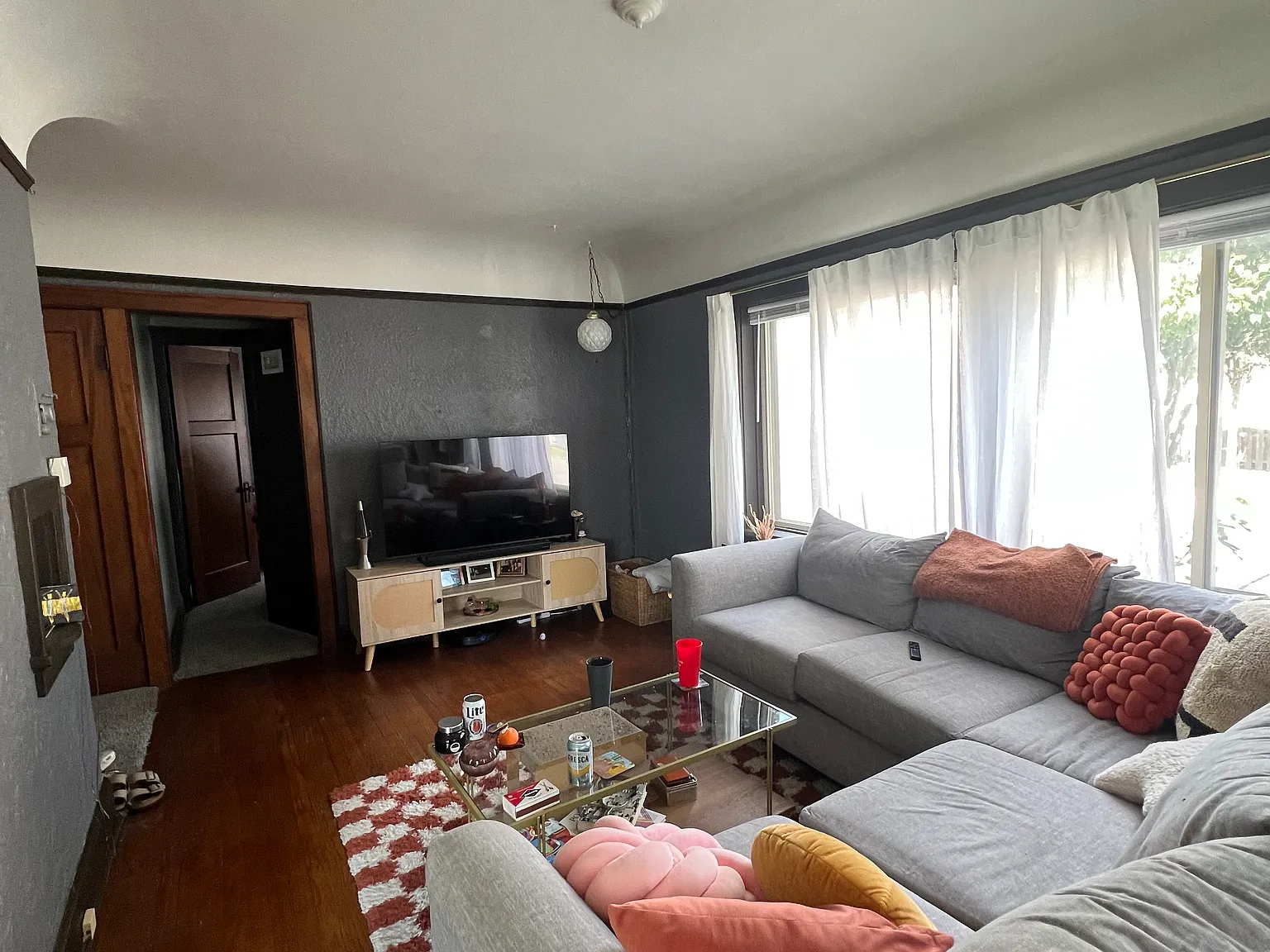 1 bed, 800 sqft, $1,345 — Photo 1
