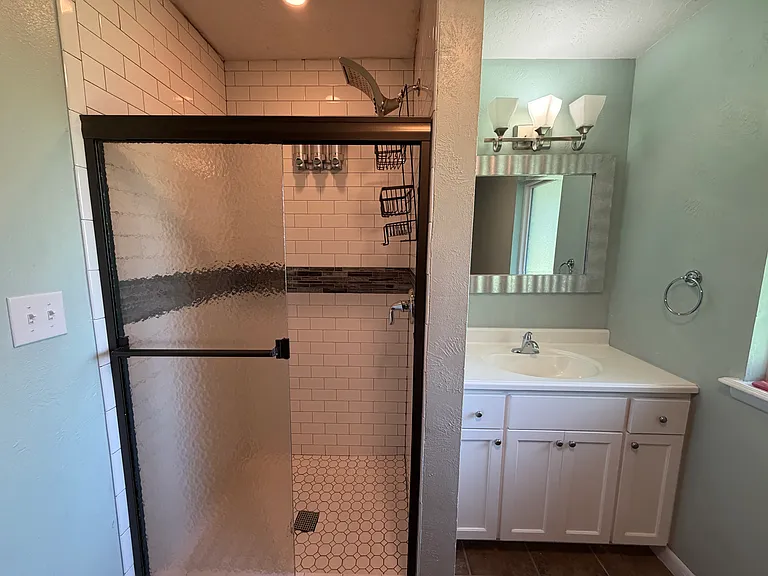 2517 Chateau Dr — Photo 28