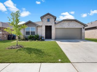 3033 Manu St, Fort Worth, TX 76123