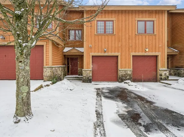 126 Woodside Ln, Champion, PA 15622