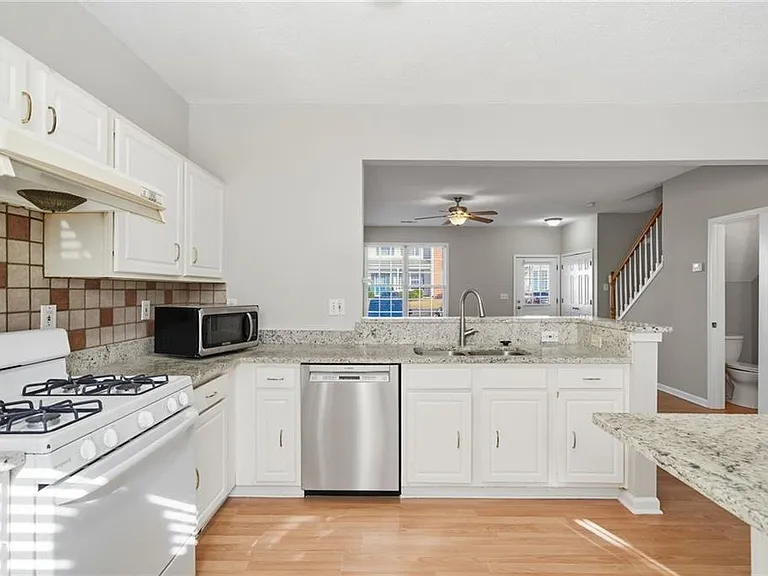4645 Valais Ct #77 — Photo 11