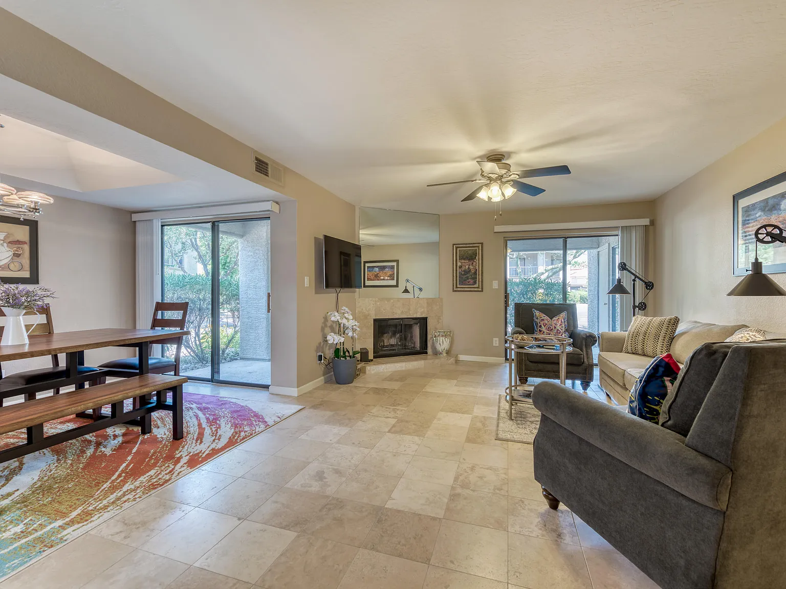 2 bed, 2.0 bath, 1372 sqft, $1,800 — Photo 3