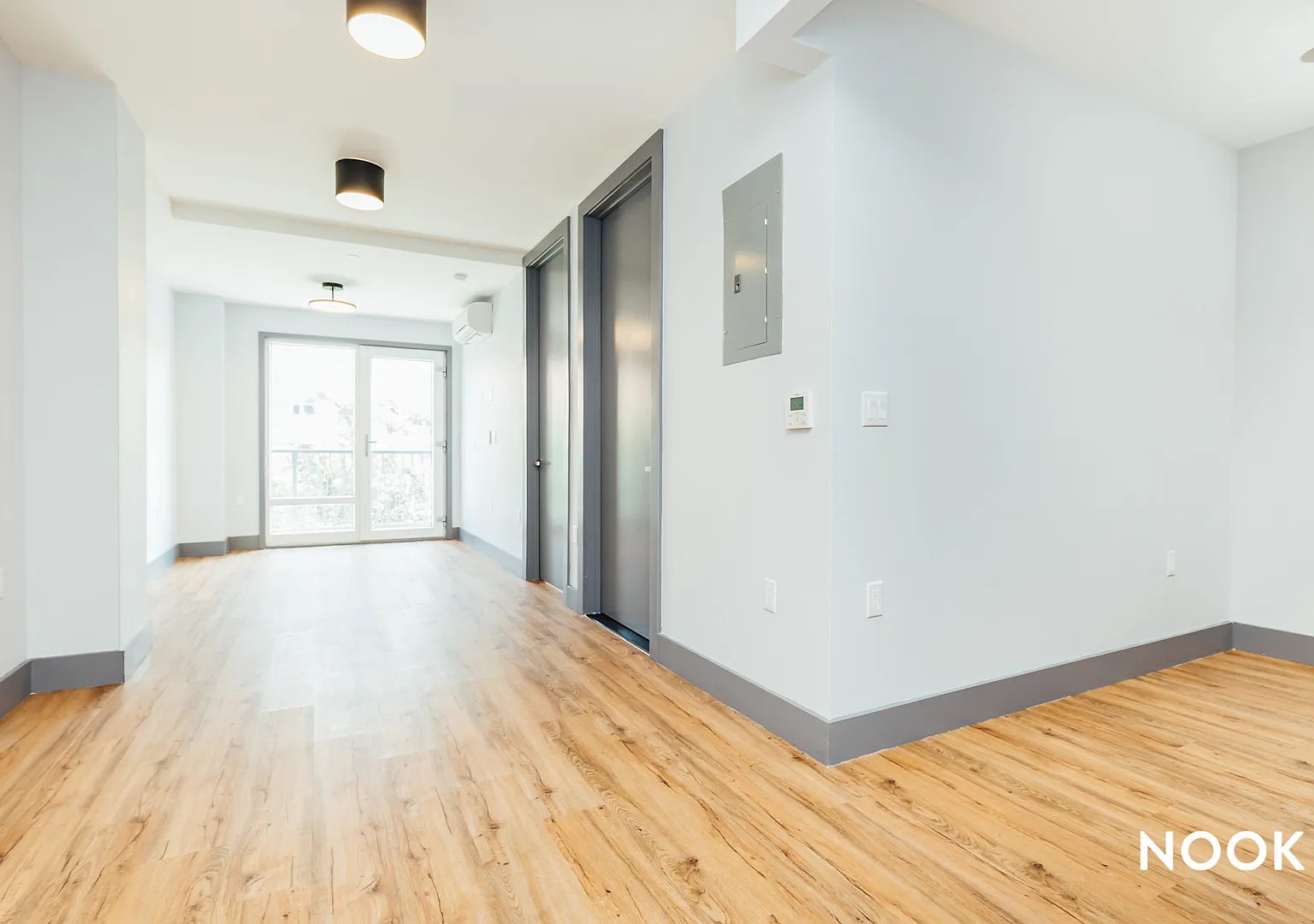 210 Parkville Avenue — Photo 1