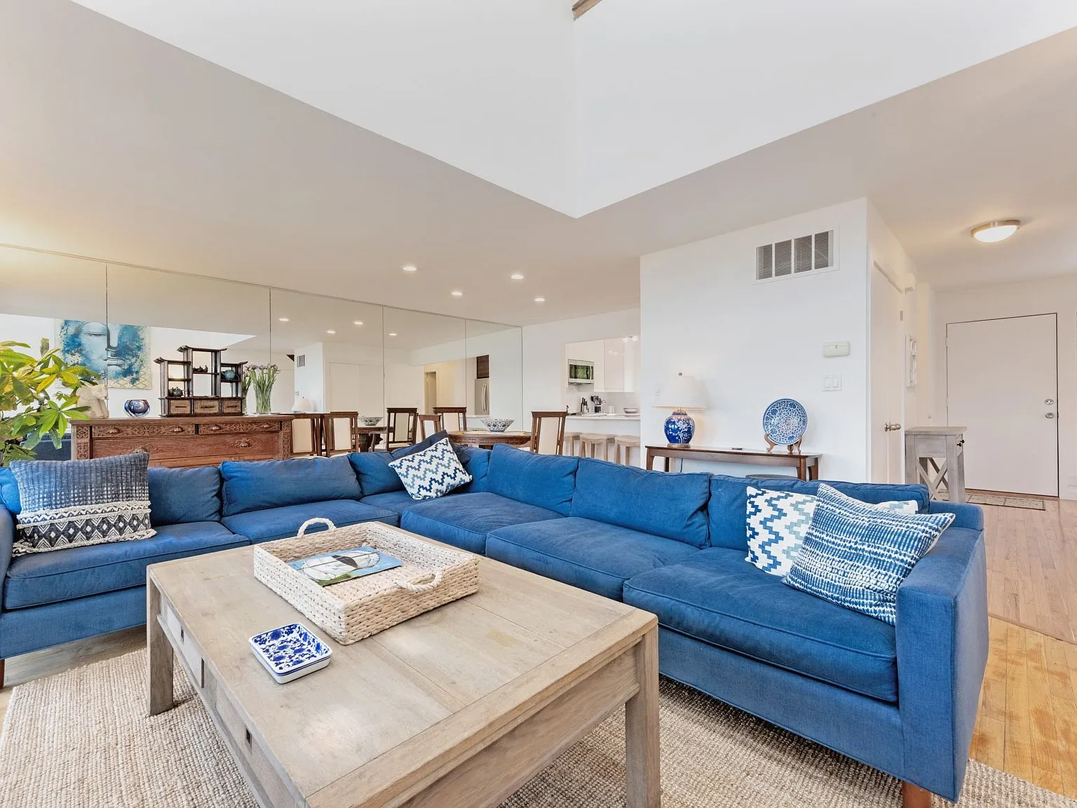 Sag Harbor Village - Bay View Townhouse — Photo 4