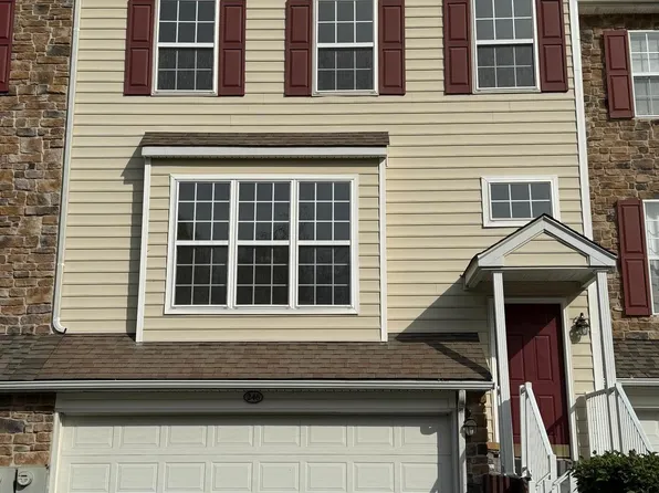246 Yorktown Ct, Malvern, PA 19355