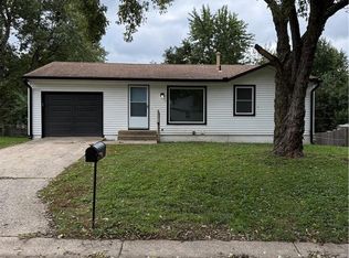 18813 Powahatan Ct W, Independence, MO 64056
