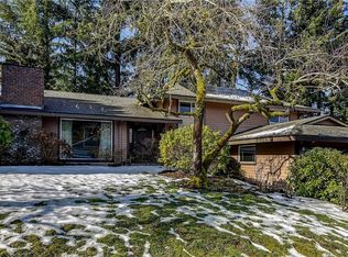 6523 122nd Pl SE, Bellevue, WA 98006