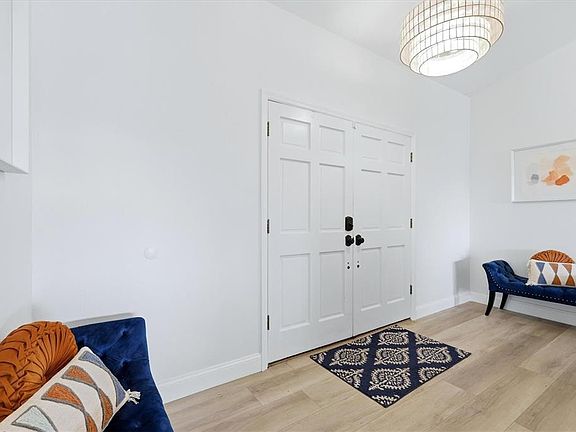 3rd image of 1649 MANOR ROAD