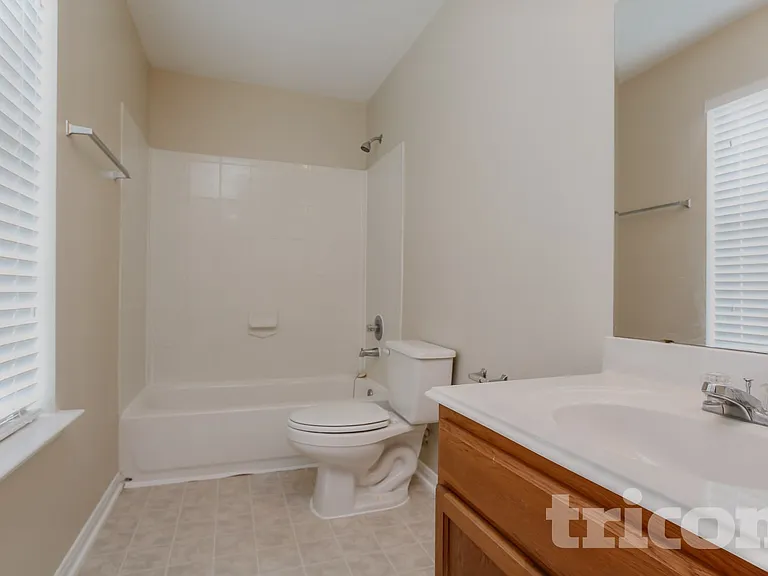 3643 Fuller Bluff Dr — Photo 11