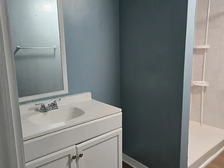 595 Maxanna Ave — Photo 10