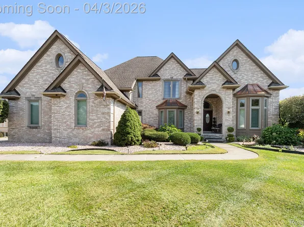 49931 Cooke Ave, Plymouth, MI 48170