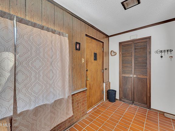 4th image of 5717 Auburn Ave