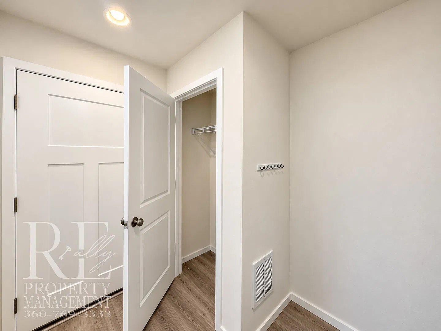 Bright & Spacious 3-Bedroom Home with Oversized Garage, Private Balcony & Abundant Storage — Photo 3