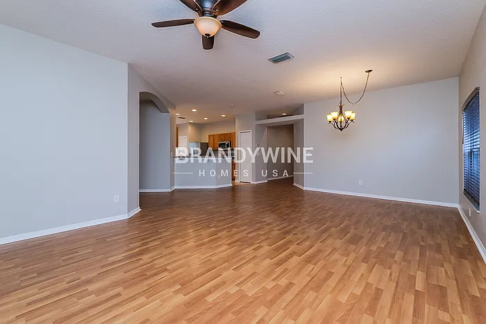 747 Star Pointe Dr — Photo 4