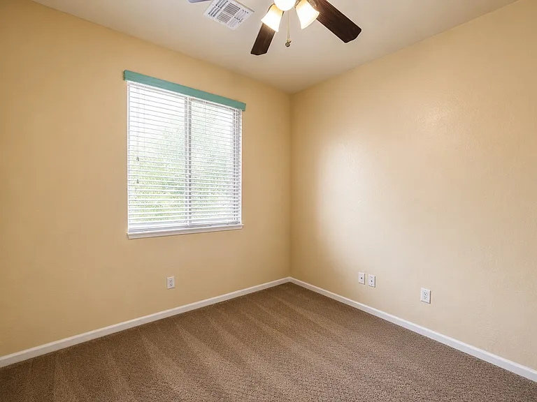 4172 E Santa Fe Ln — Photo 24