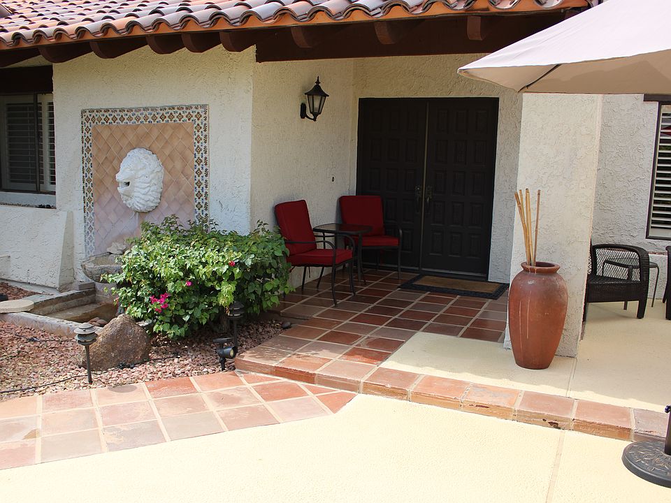 1st image of 18 Calle Escala