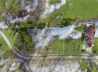 2B Willow Farms Ln, Pittsburgh, PA 15238