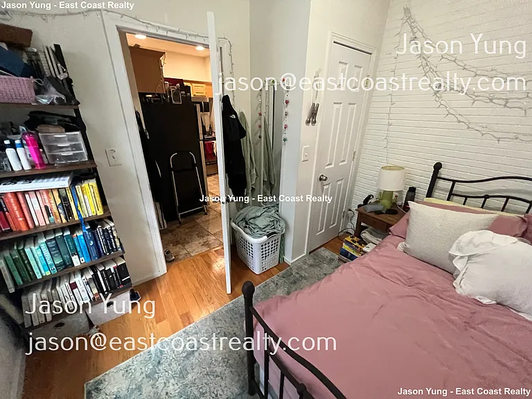 1322 Commonwealth Ave #8 — Photo 9