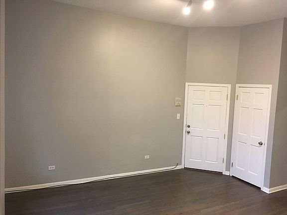 4th image of 1338 N La Salle Dr APT 3