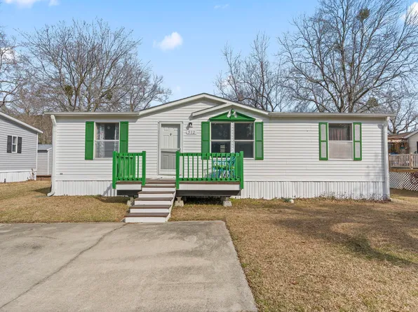 512 Folly Estates Dr., Myrtle Beach, SC 29588