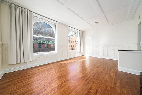 167 Wayne St #206 Photo 1