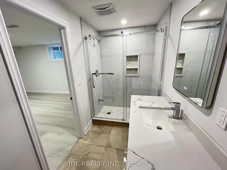 82 Puccini Dr — Photo 7