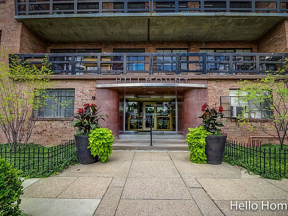 5th image of 505 Cherry St SE APT 402
