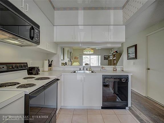 5th image of 16703 Hemingway Dr #16703