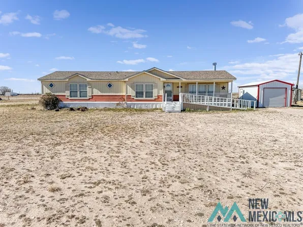 10321 N Meadowlark Dr, Hobbs, NM 88242