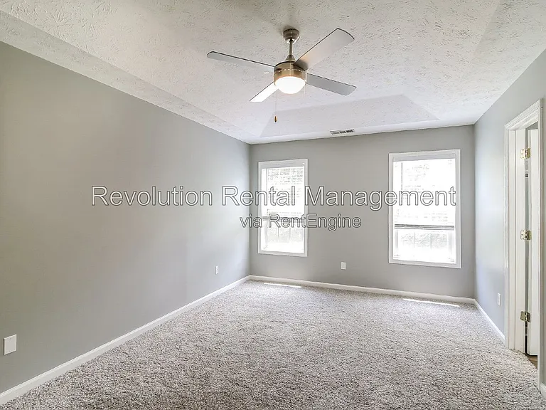 1055 Leighs Brook Way — Photo 21