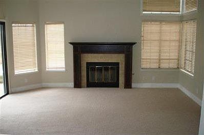 3rd image of 407 Hanworth Ct