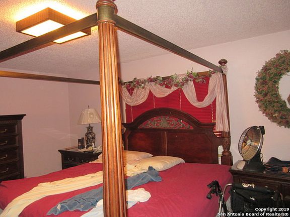 3rd image of 14114 Exmoor St