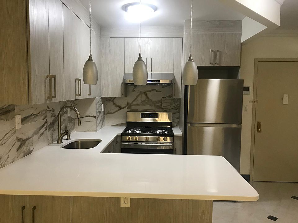 1st image of 8616 21st Ave