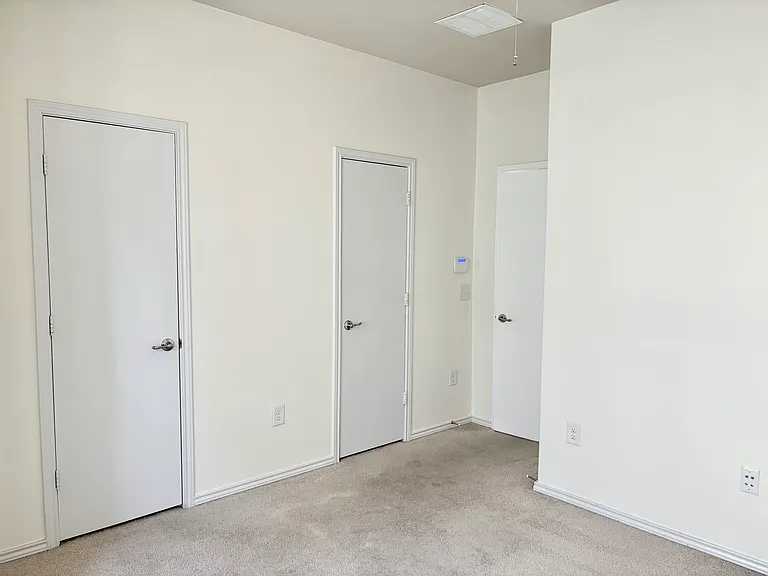 4329 Stromquist St — Photo 12