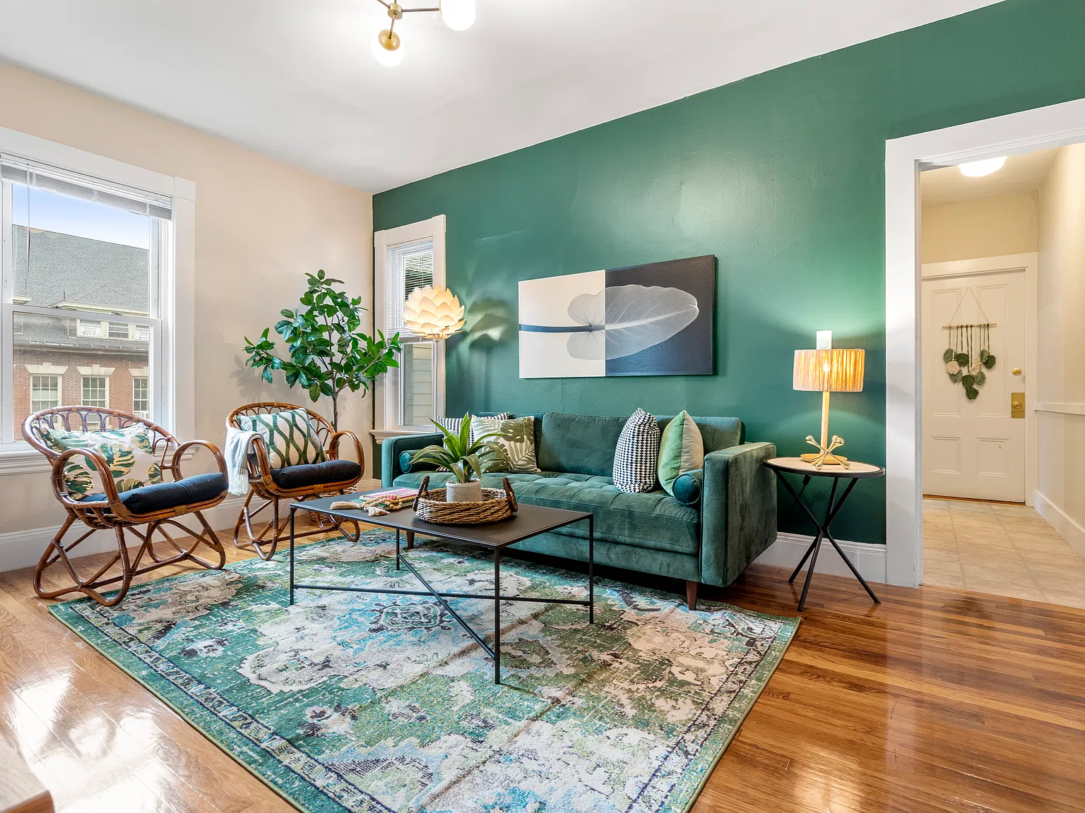2 bed, 736 sqft, $2,500 — Photo 2