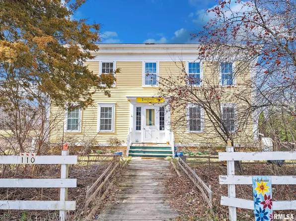 110 N Olson St, Bishop Hill, IL 61419