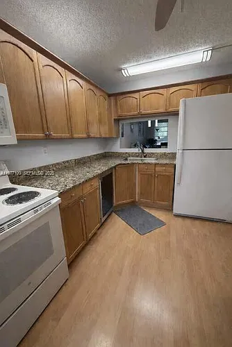 1701 NW 75th Ave #208 Photo 1