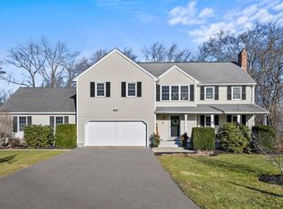 17 Lt William S Haynes Memorial Dr, Millbury, MA 01527